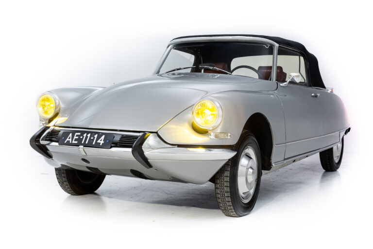 Read more about the article 1963 Citroën DS19 ‘Usine’ Cabriolet