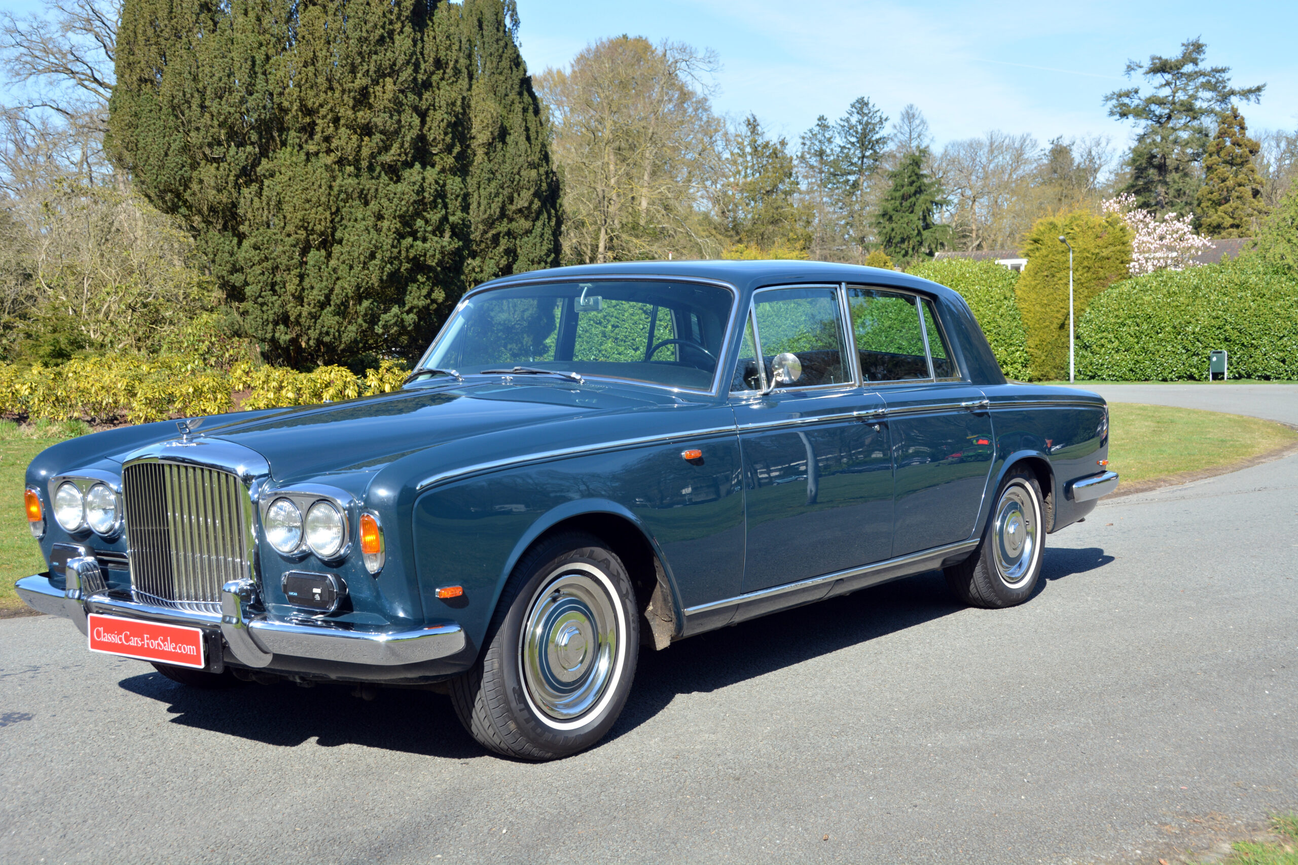 Read more about the article Bentley T1